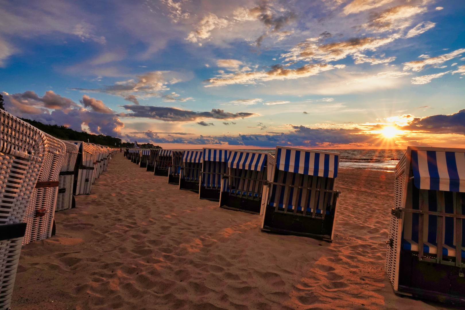 Sonnenuntergang am Strand 