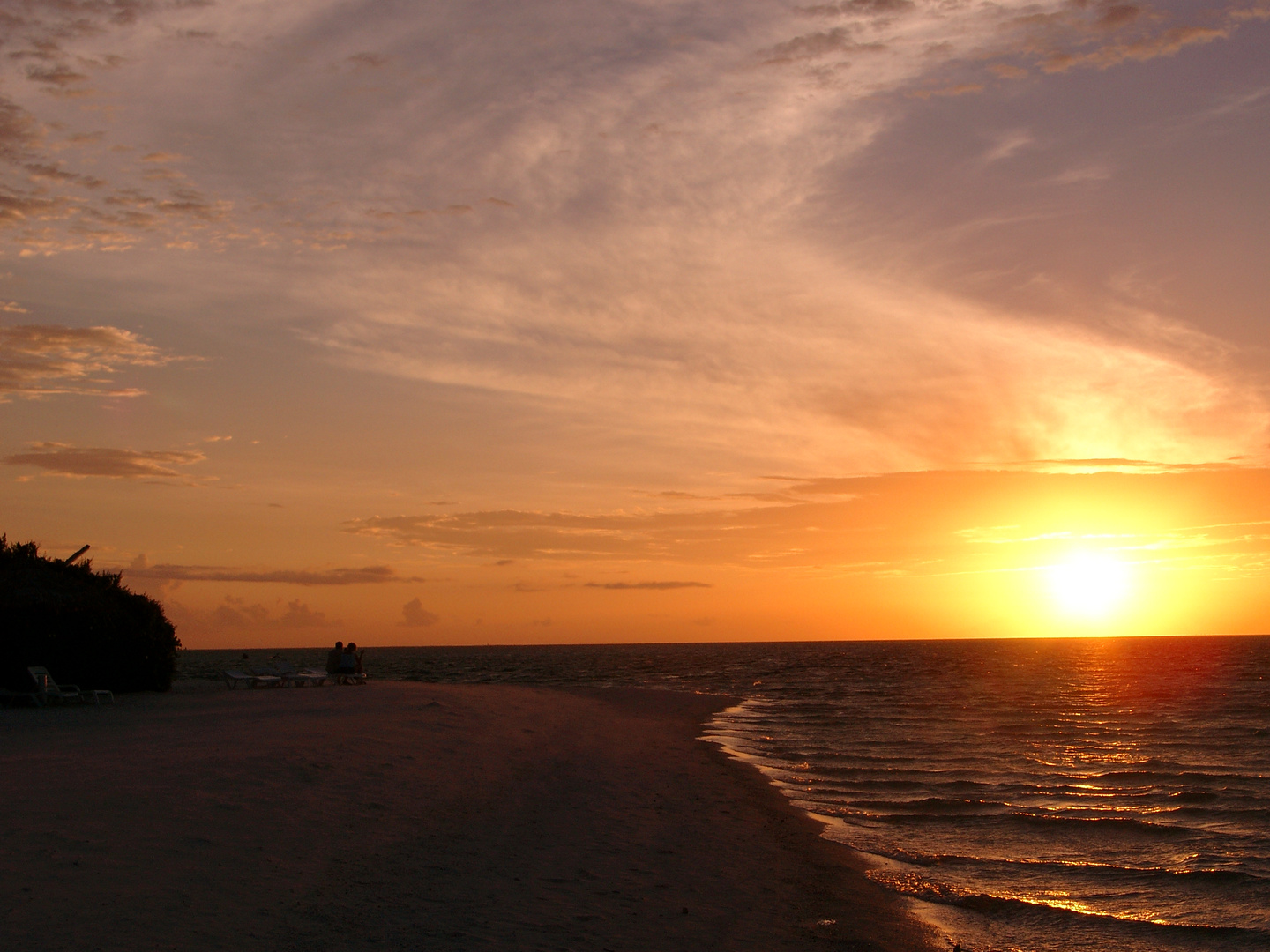 -Sonnenuntergang am Strand-