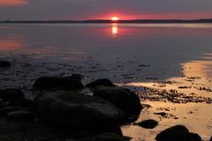 Sonnenuntergang am Strand in Noer