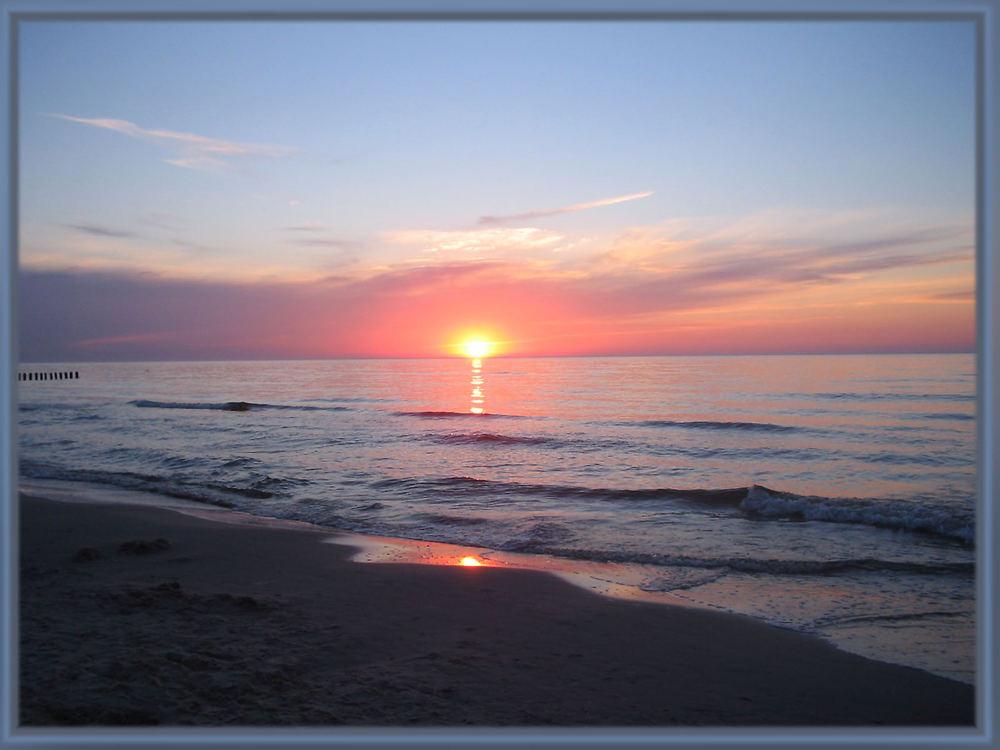 Sonnenuntergang am Strand in Polen