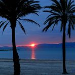 Sonnenuntergang am Strand von Arenal