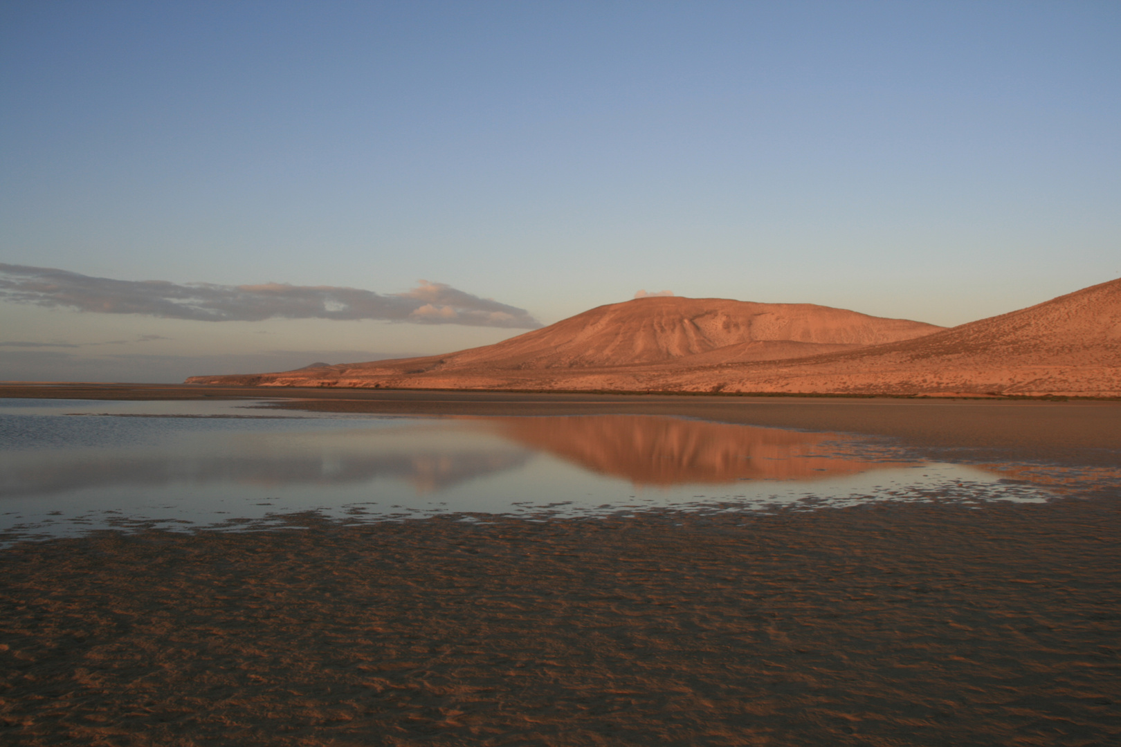 Sonnenuntergang am Strand von Fuerteventura