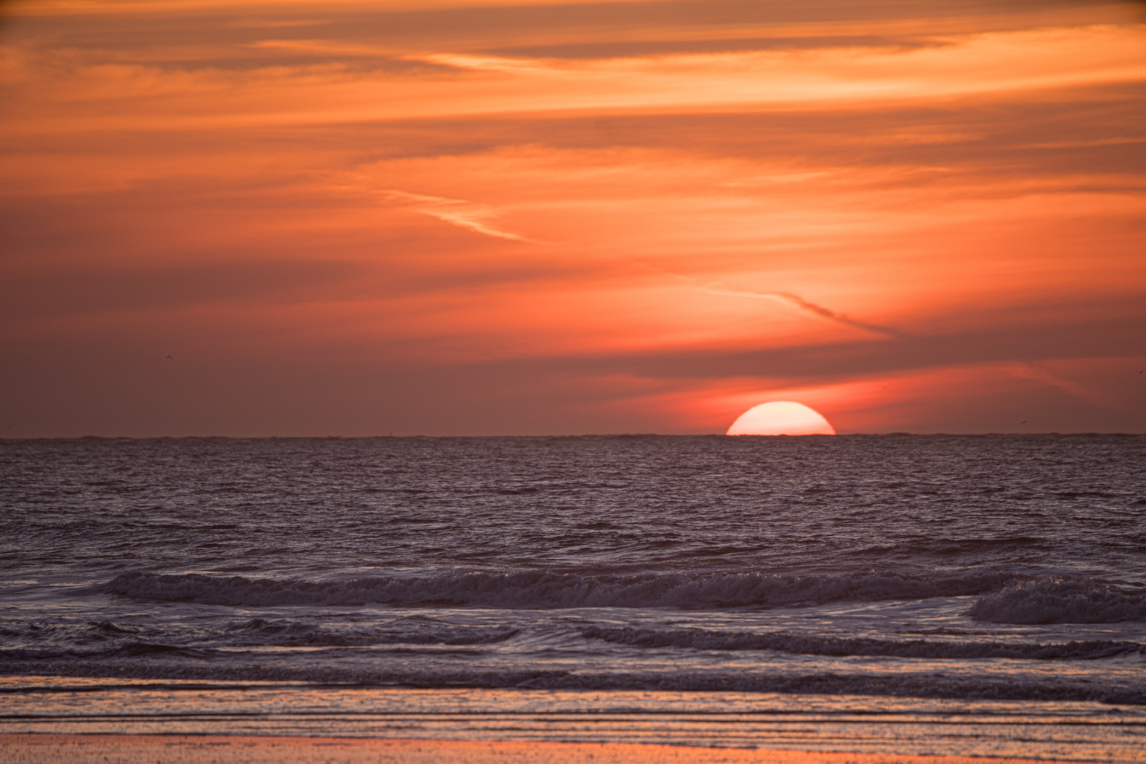 Sonnenuntergang am Strand von Norderney