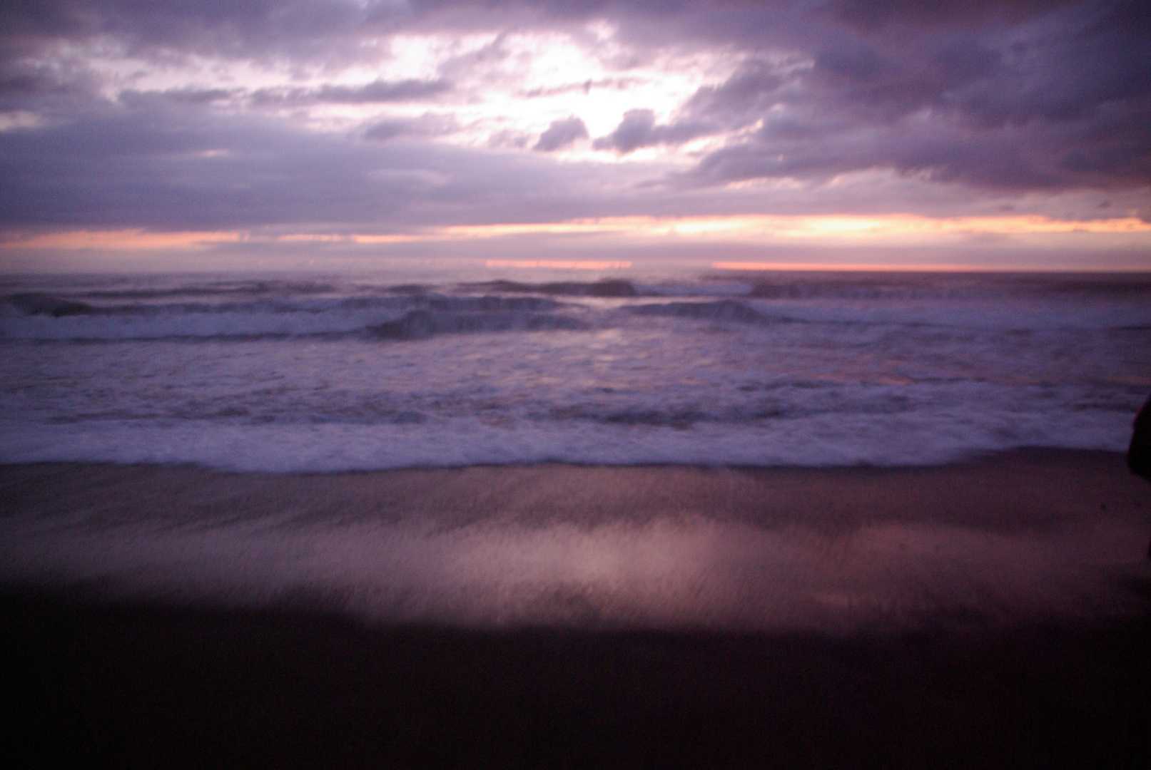 Sonnenuntergang am Strand von Tortuguero