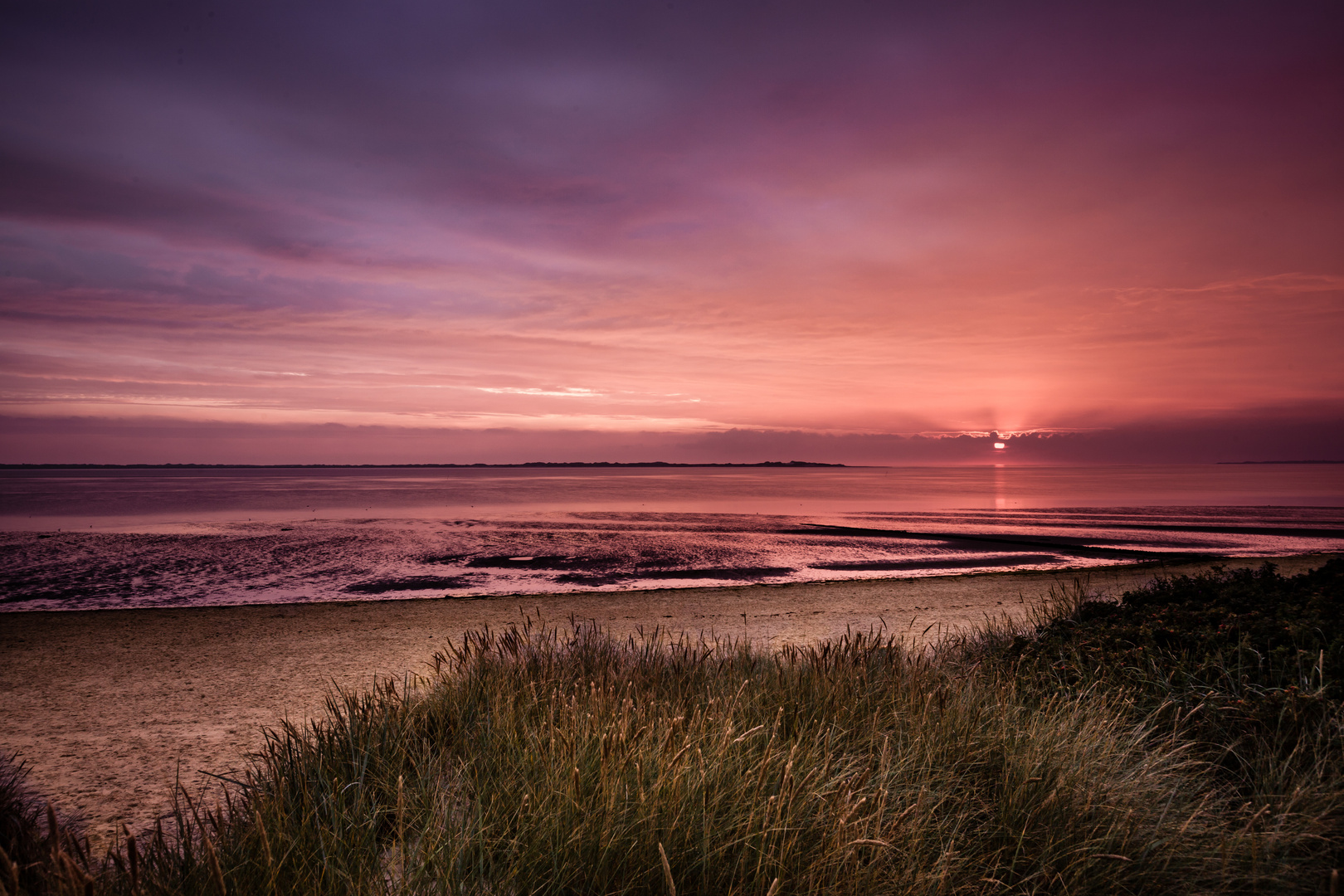 Sonnenuntergang am Strand von Utersum