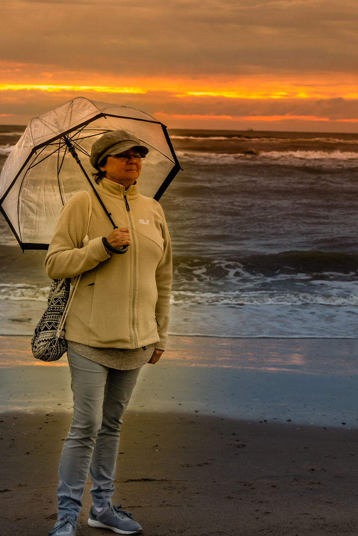 Sonnenuntergang am Strand von Zandvoort mit Maria