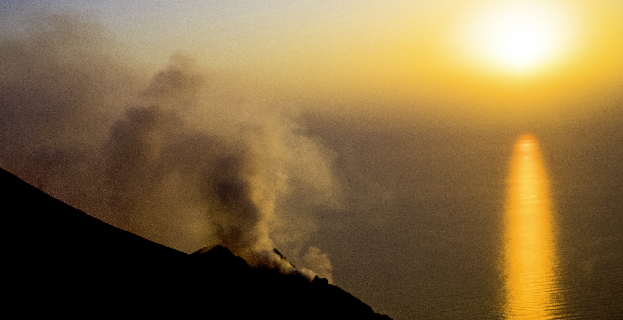 Sonnenuntergang am Stromboli