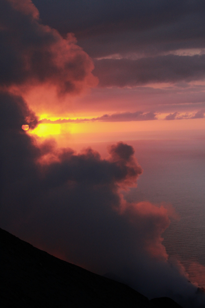 Sonnenuntergang  am Stromboli