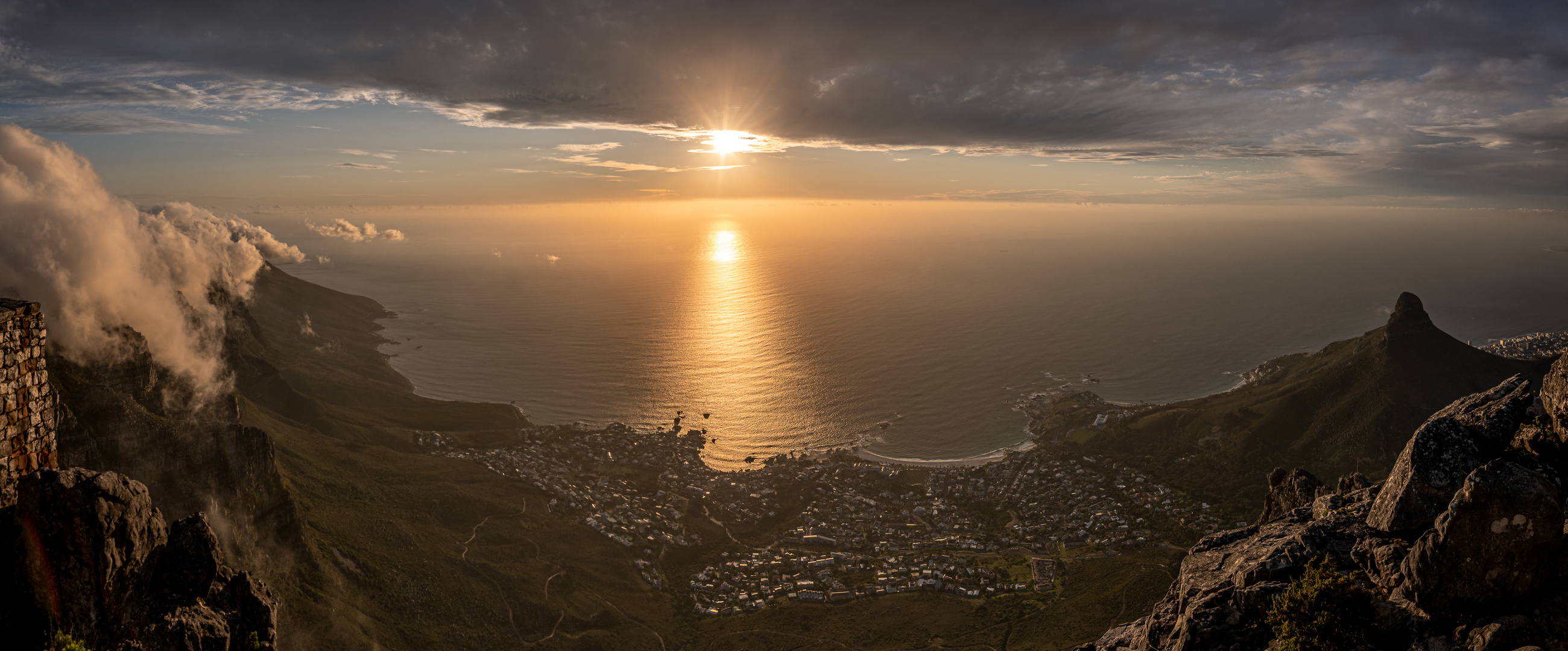 Sonnenuntergang am Tafelberg