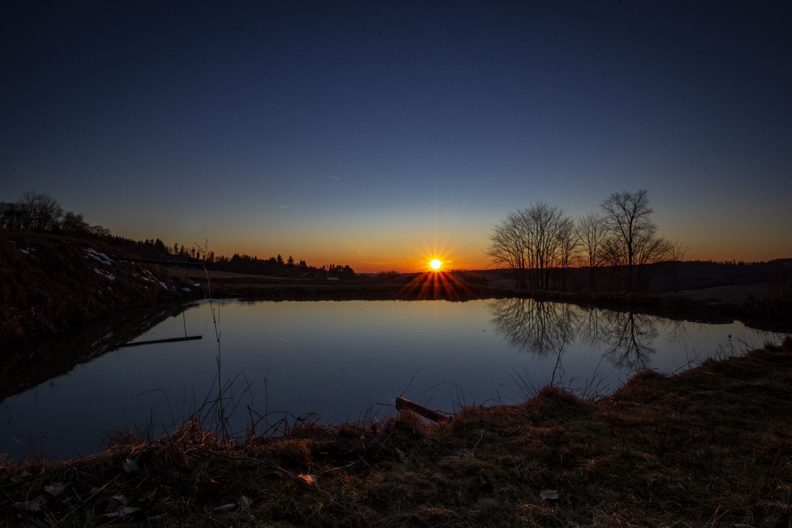 Sonnenuntergang am Teich 1