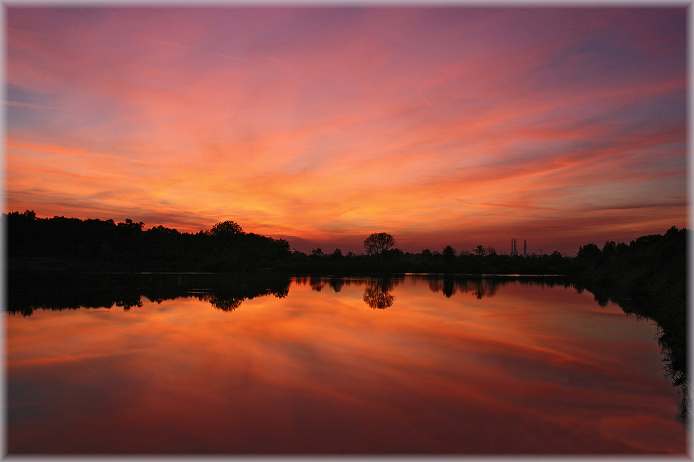 Sonnenuntergang am Teich ( 2 )