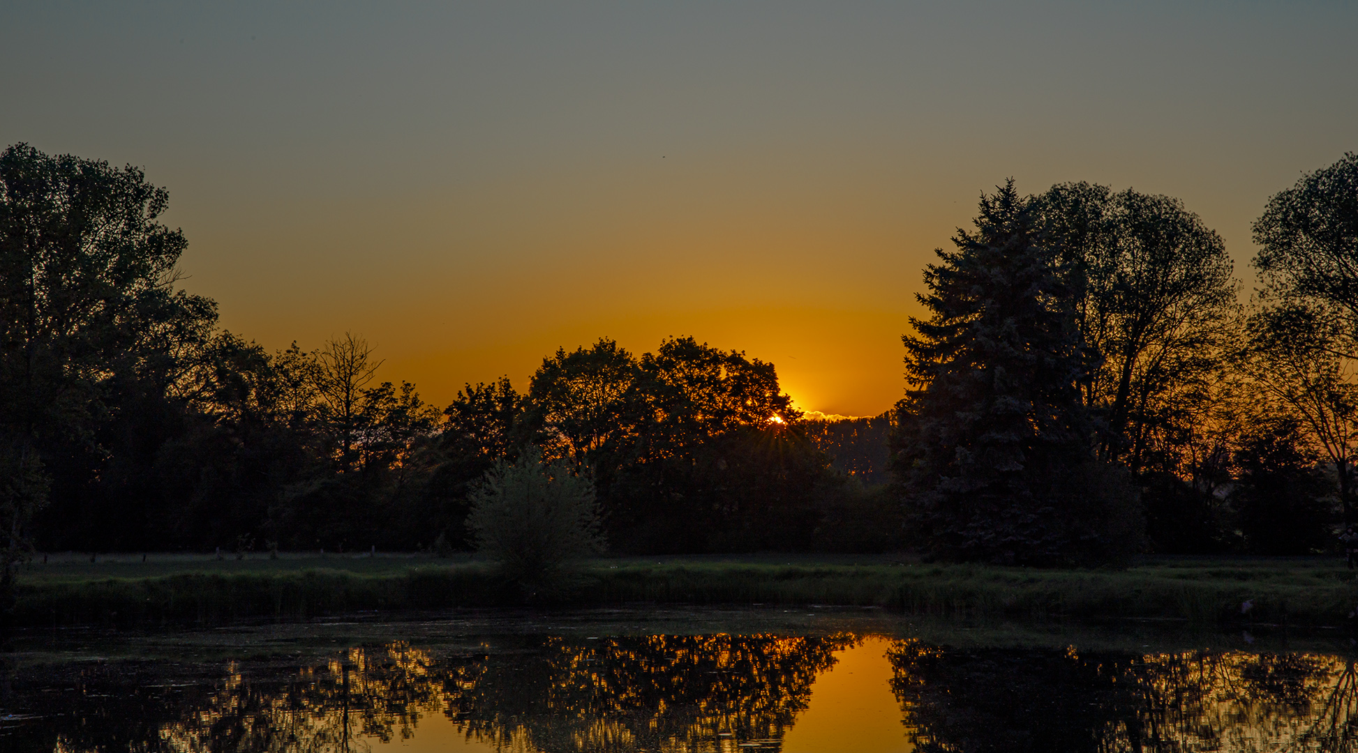 Sonnenuntergang am Teich