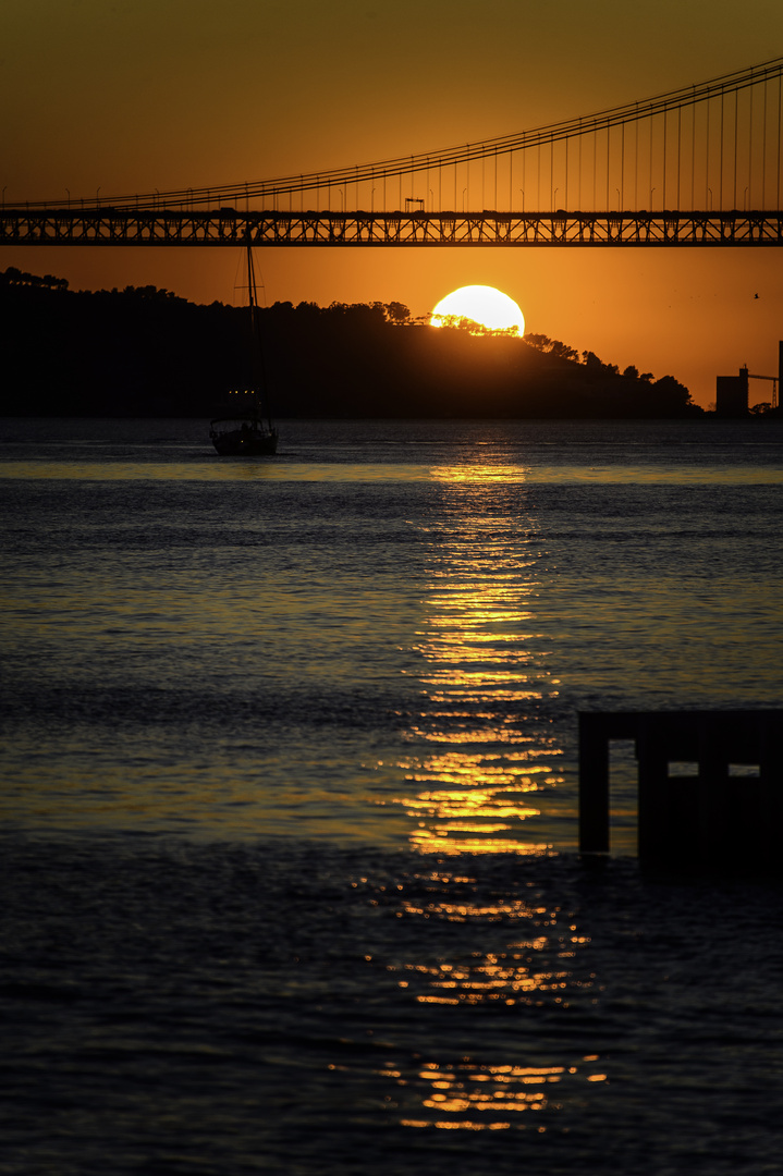 Sonnenuntergang am Tejo (1)