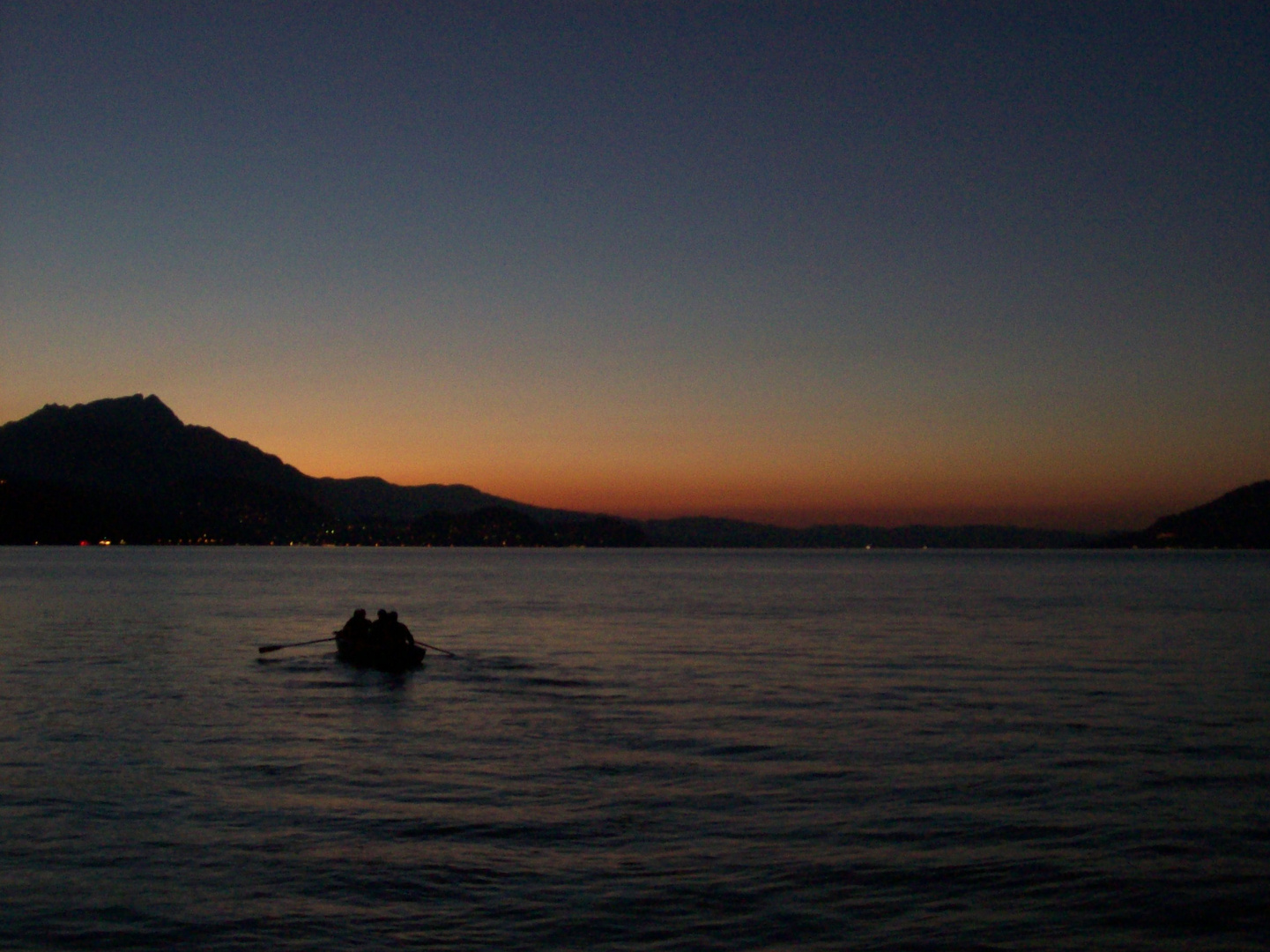 : Sonnenuntergang am Thunersee :