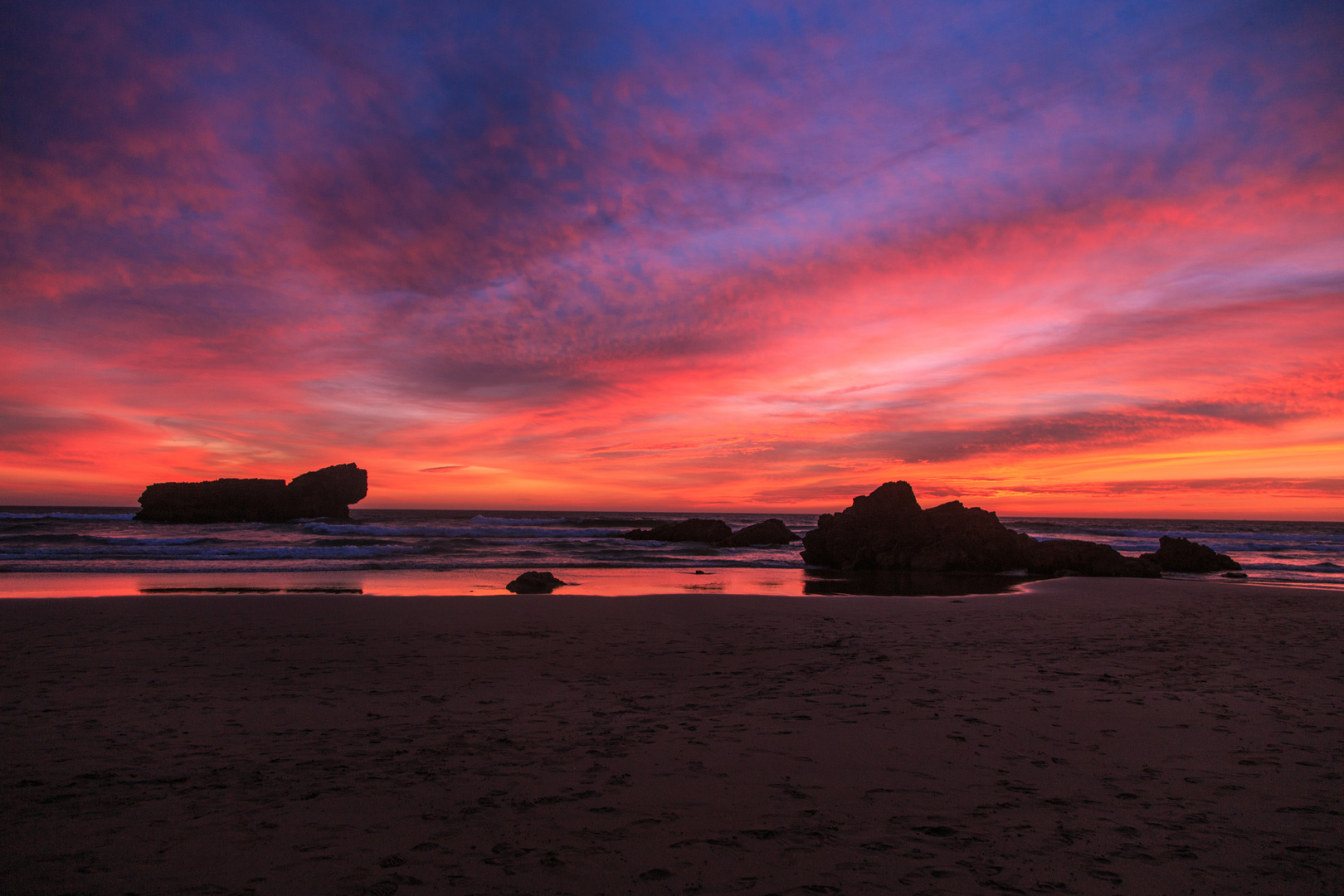 Sonnenuntergang am Tonel Beach