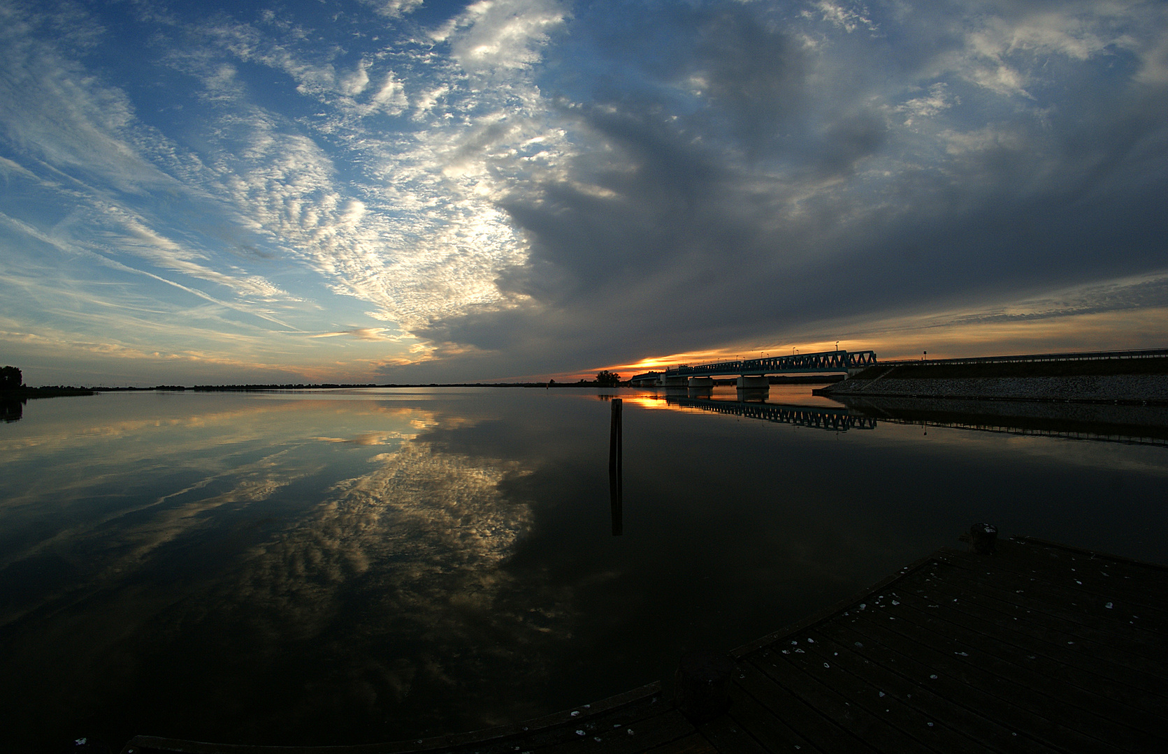 Sonnenuntergang am Tor von Usedom