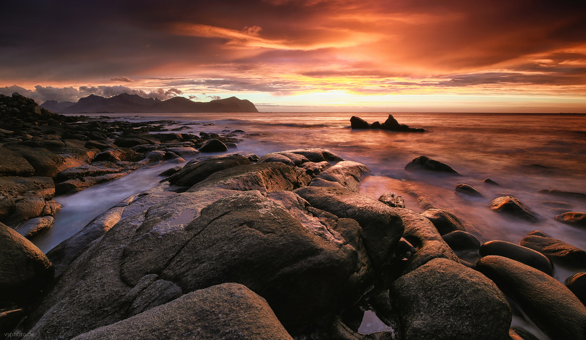 Sonnenuntergang am Traumstrand