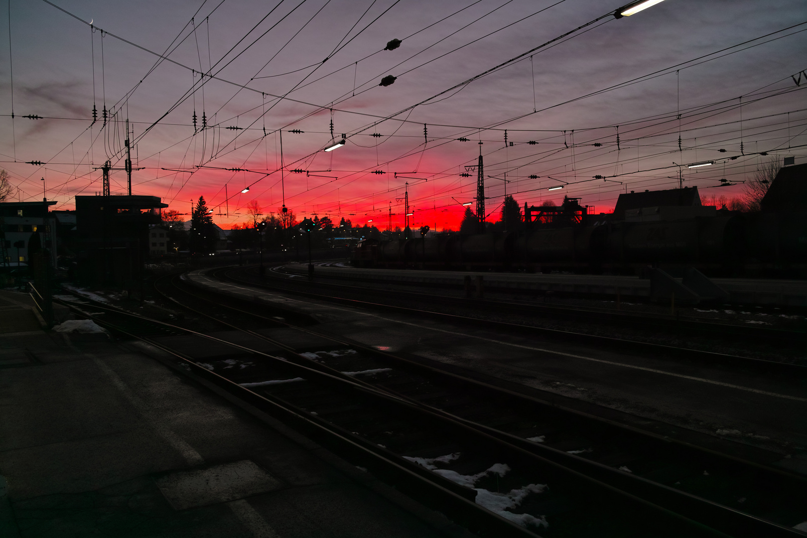 Sonnenuntergang am Traunsteiner Bahnhof