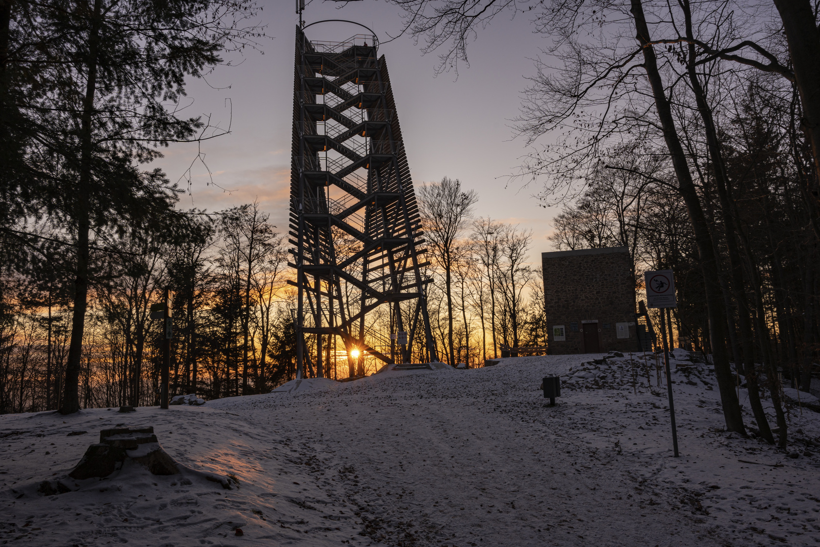 Sonnenuntergang  am Trommturm (Himmelsleiter)