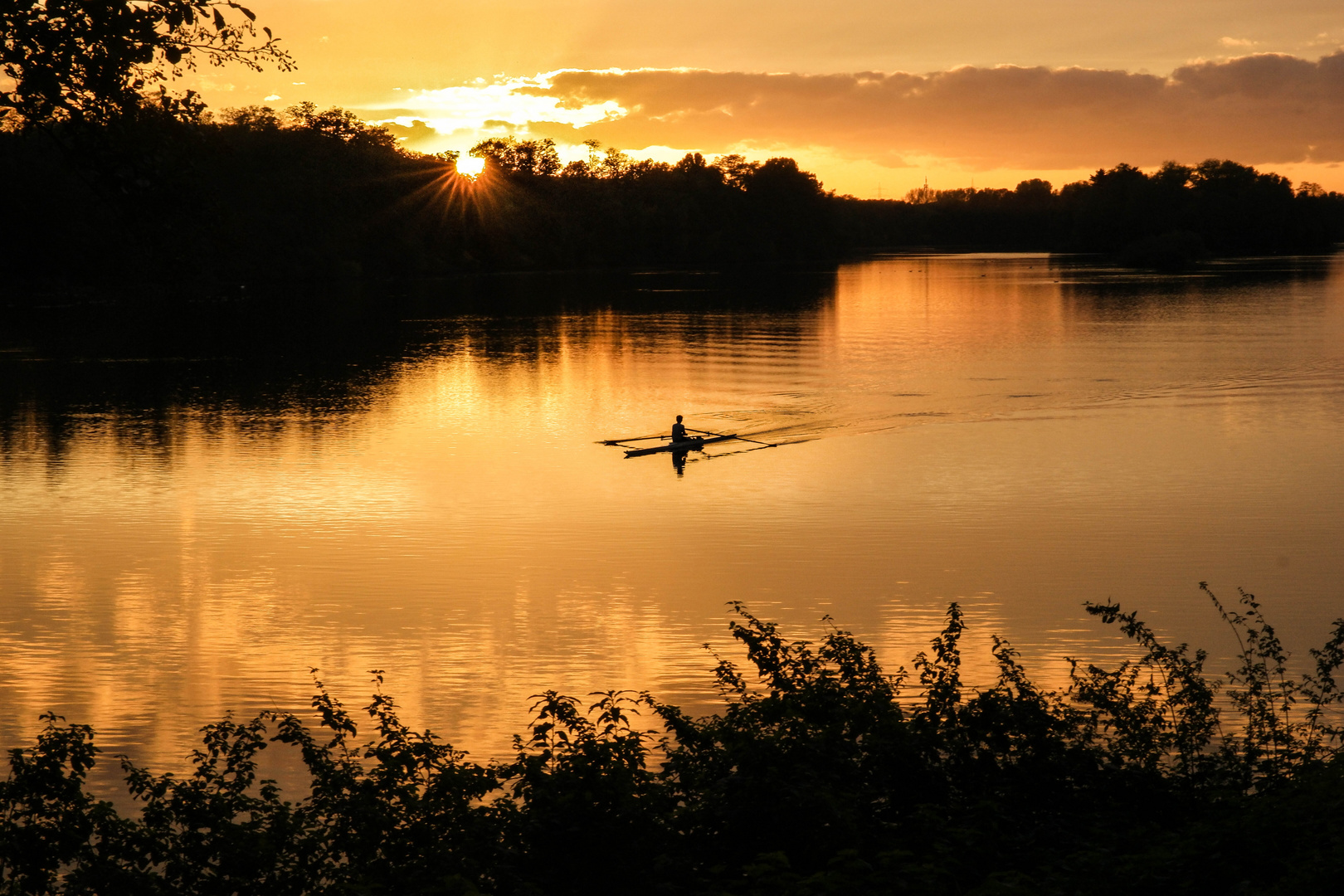 Sonnenuntergang am Unterbacher See (bei Düsseldorf)