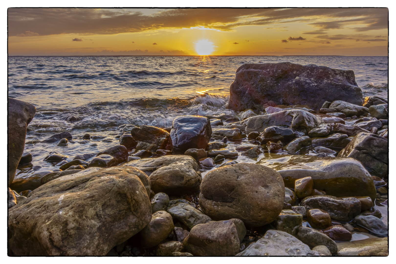 Sonnenuntergang am Vänern in Schweden