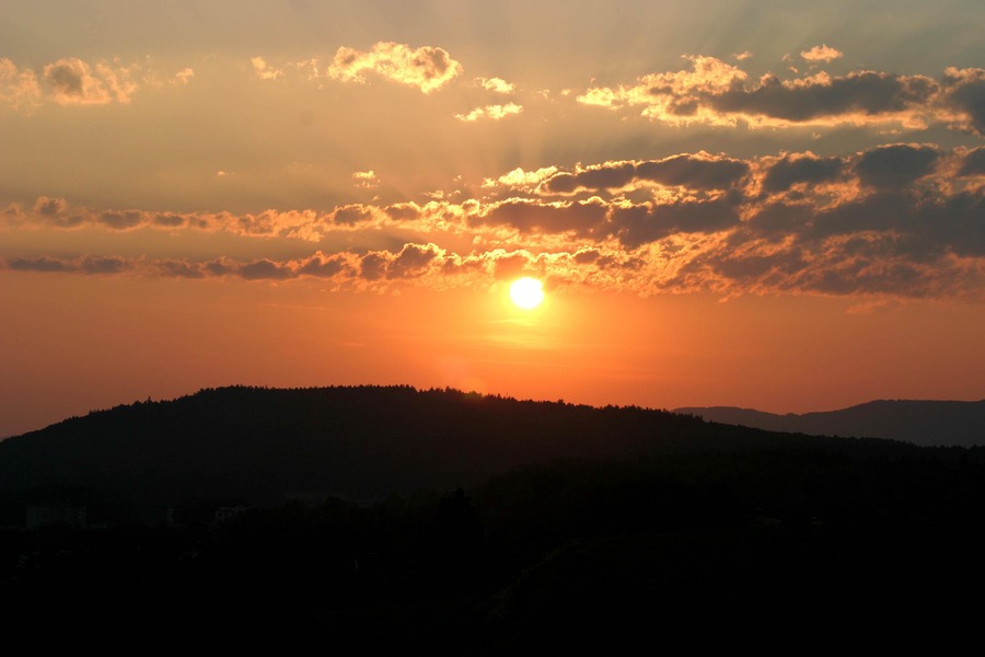 Sonnenuntergang am Waidberg Zürich