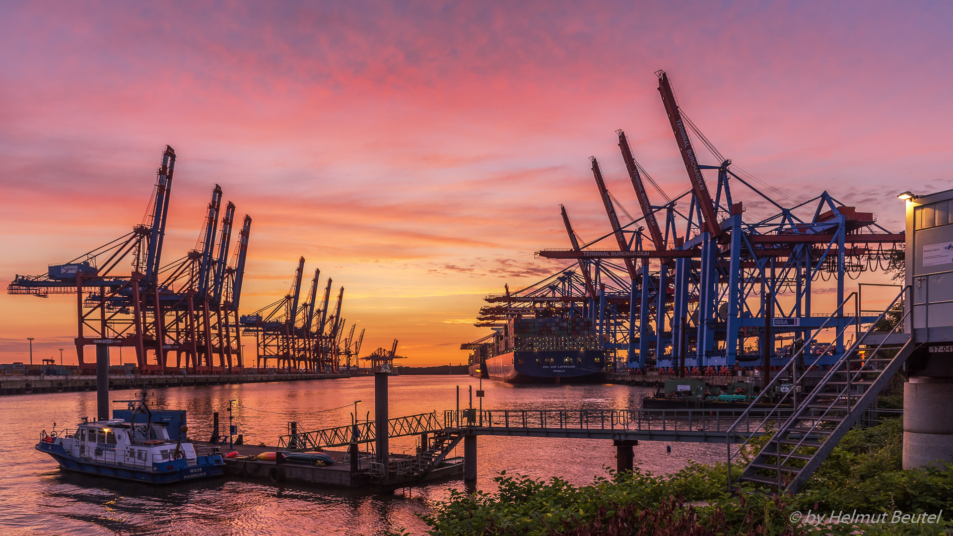 Sonnenuntergang am Walterhofer Hafen