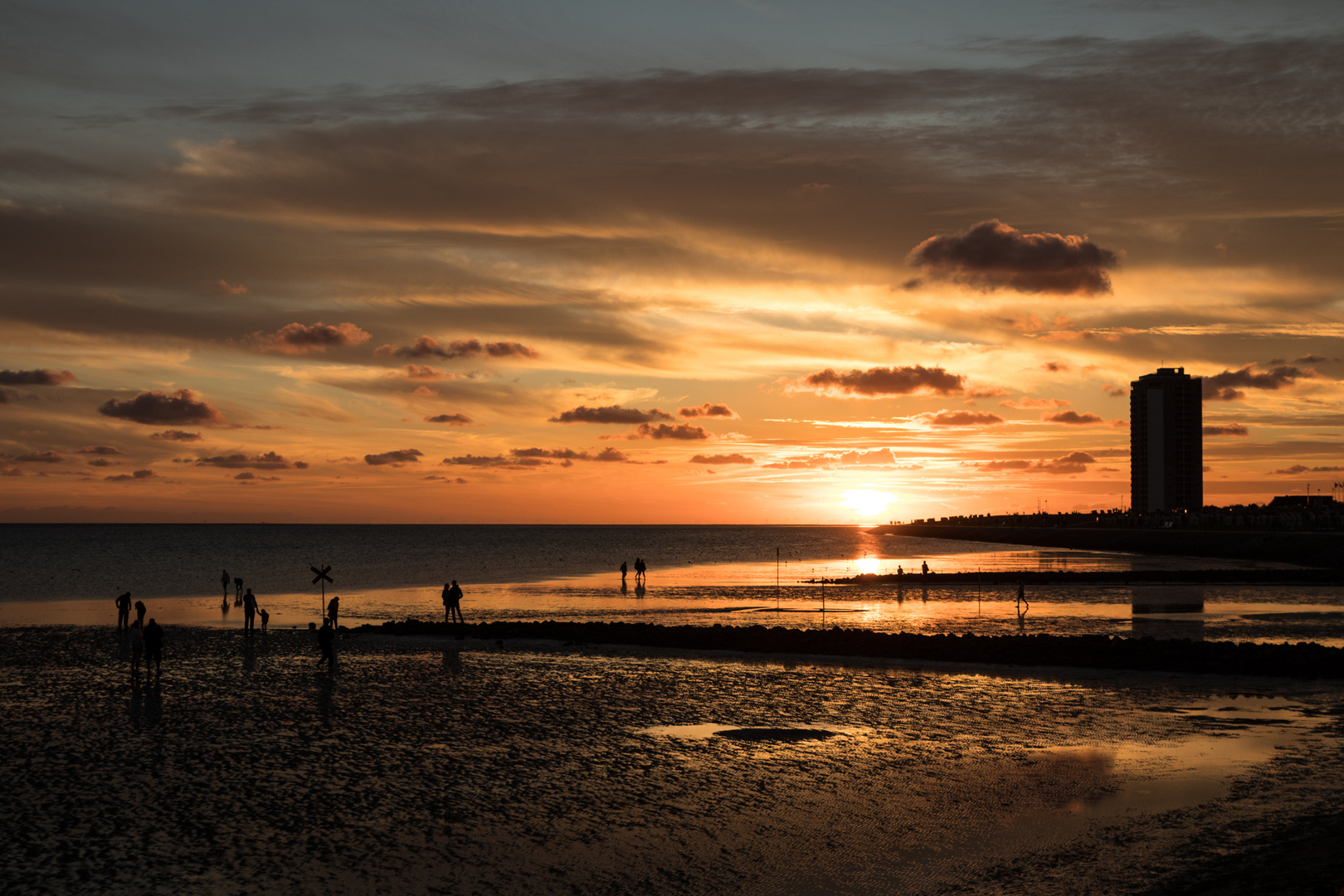 Sonnenuntergang am Watt in Büsum