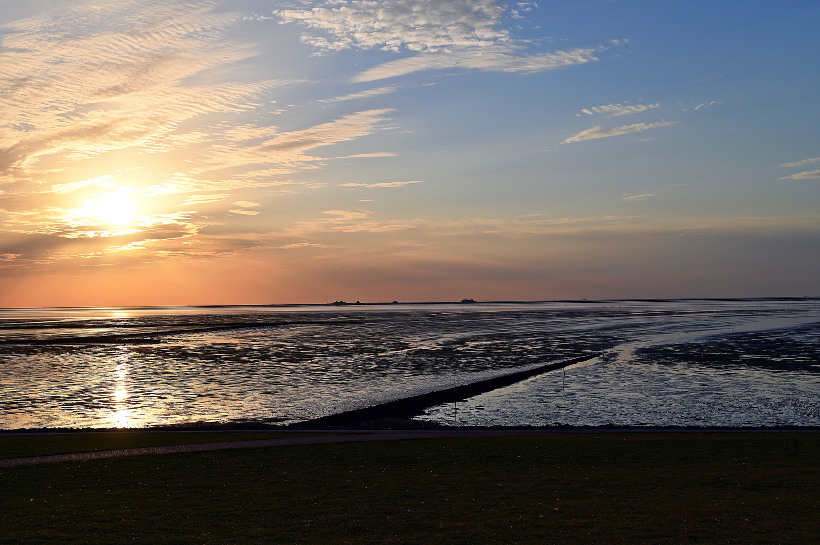 Sonnenuntergang am Wattenmeer 