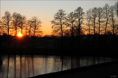 Sonnenuntergang am Weiher