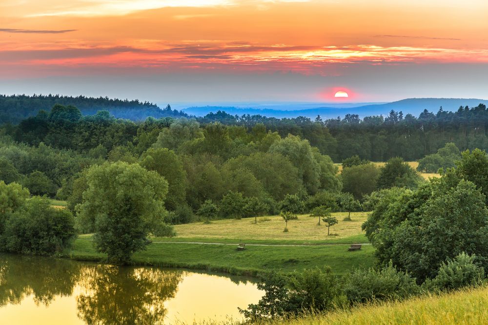 Sonnenuntergang am Weiher