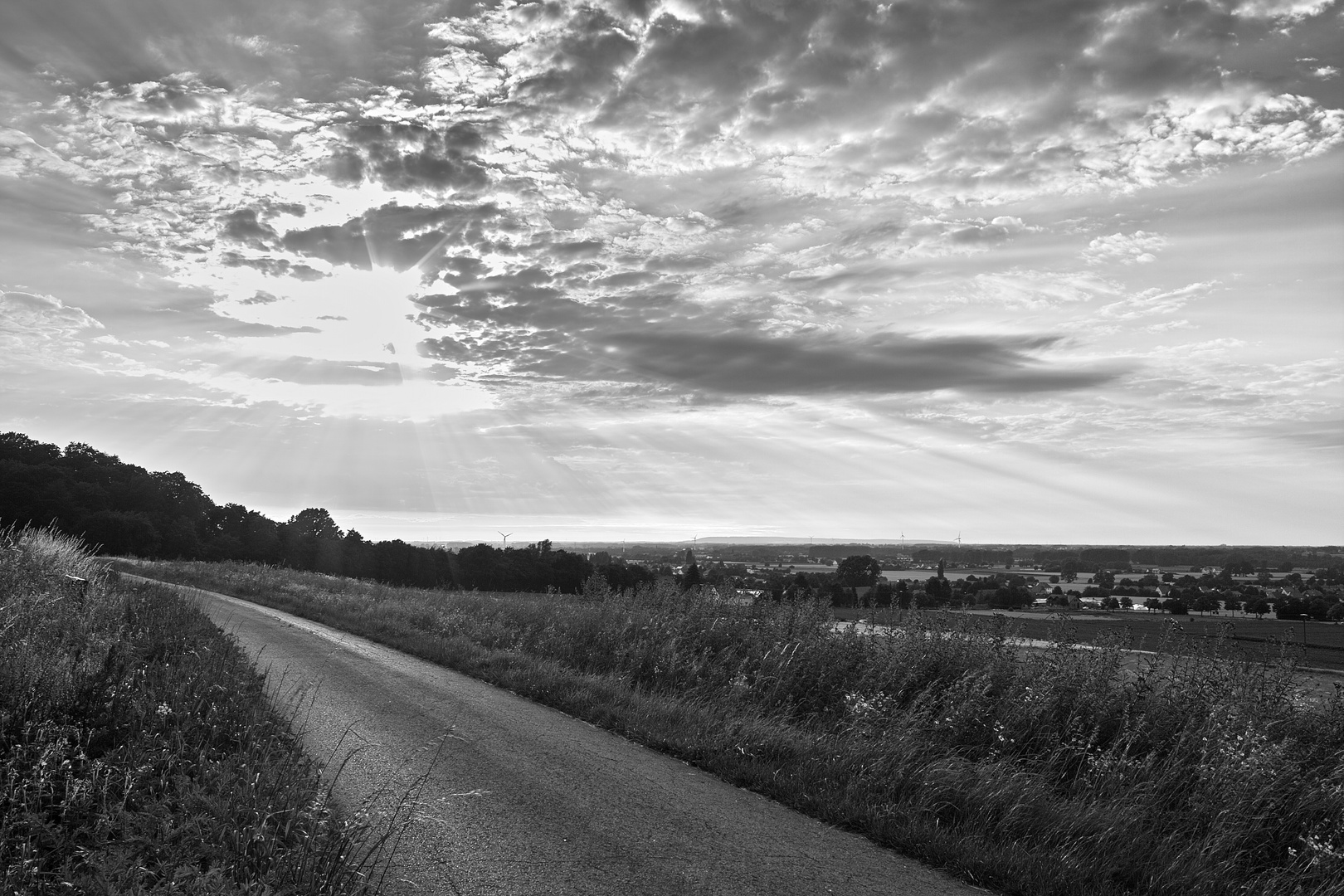 Sonnenuntergang am Wiehengebirge SW