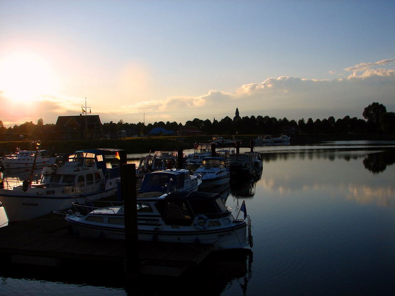 Sonnenuntergang am Yachthafen Haren-Ems 1