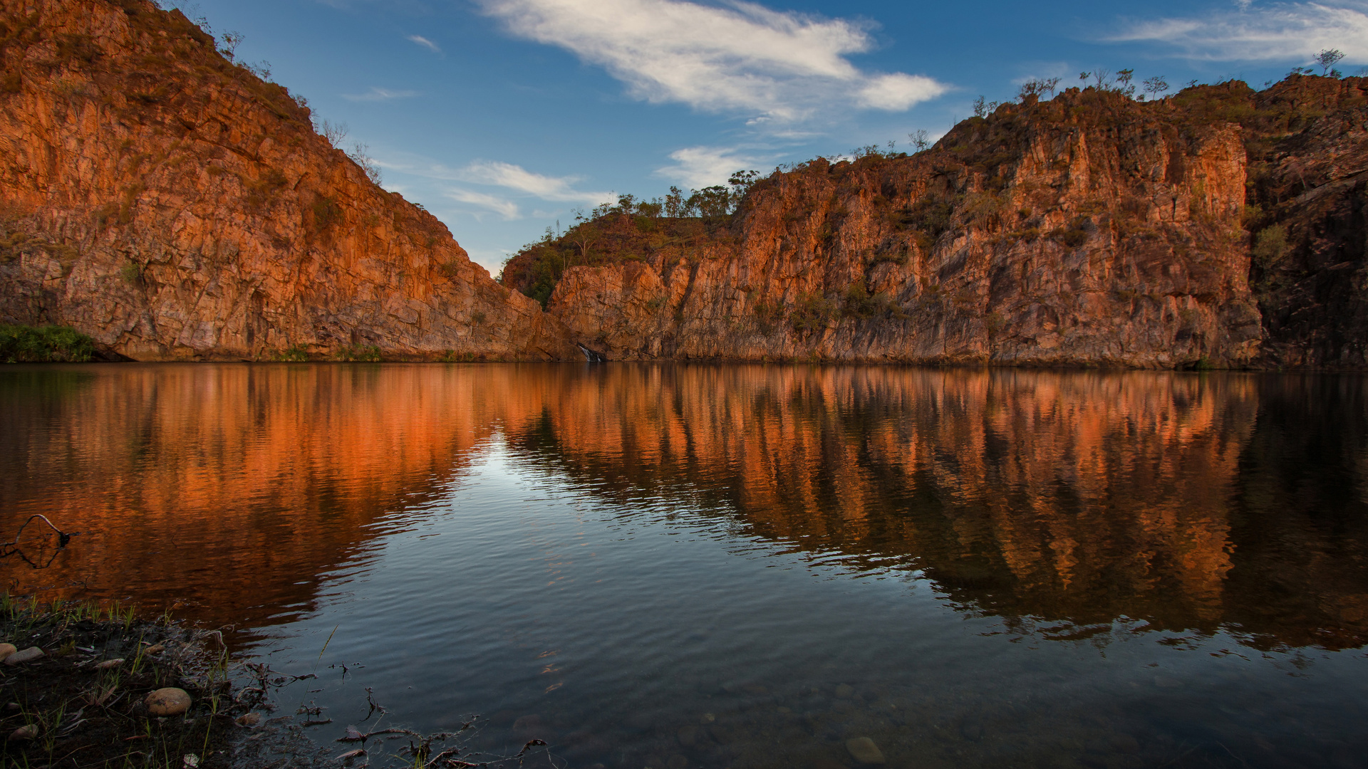 Sonnenuntergang an den Edith Falls 