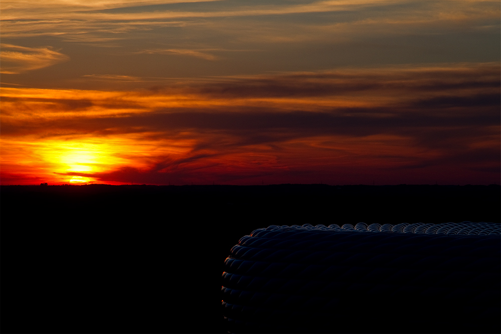 Sonnenuntergang an der Allianz Arena