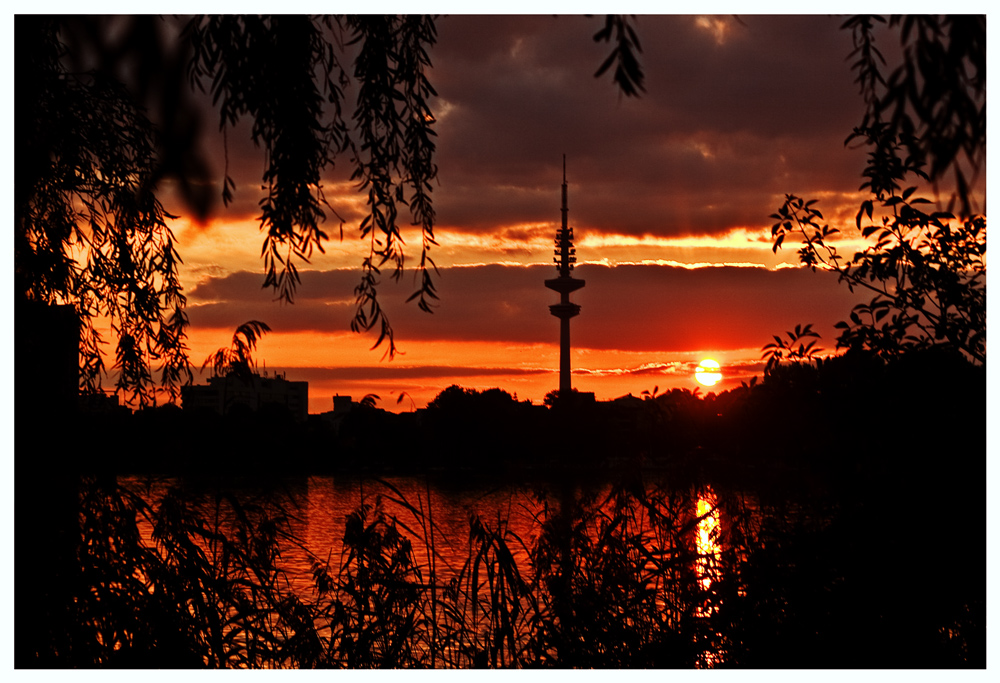 Sonnenuntergang an der Alster