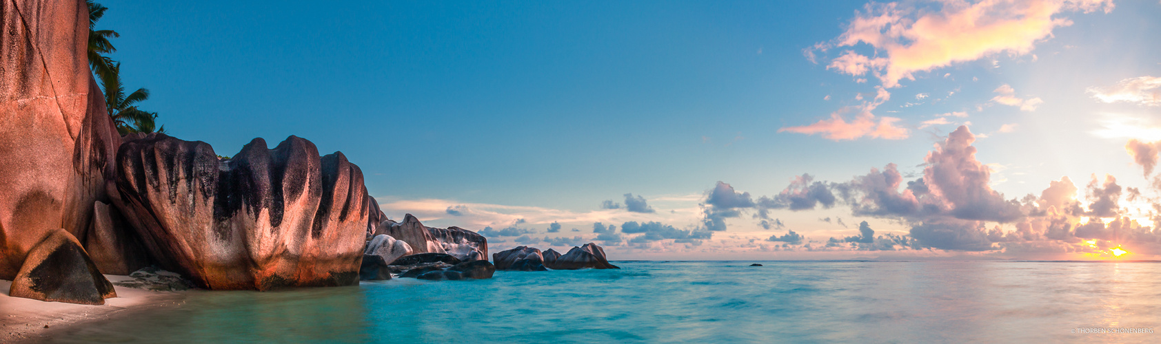 Sonnenuntergang an der Anse Source d'Argent