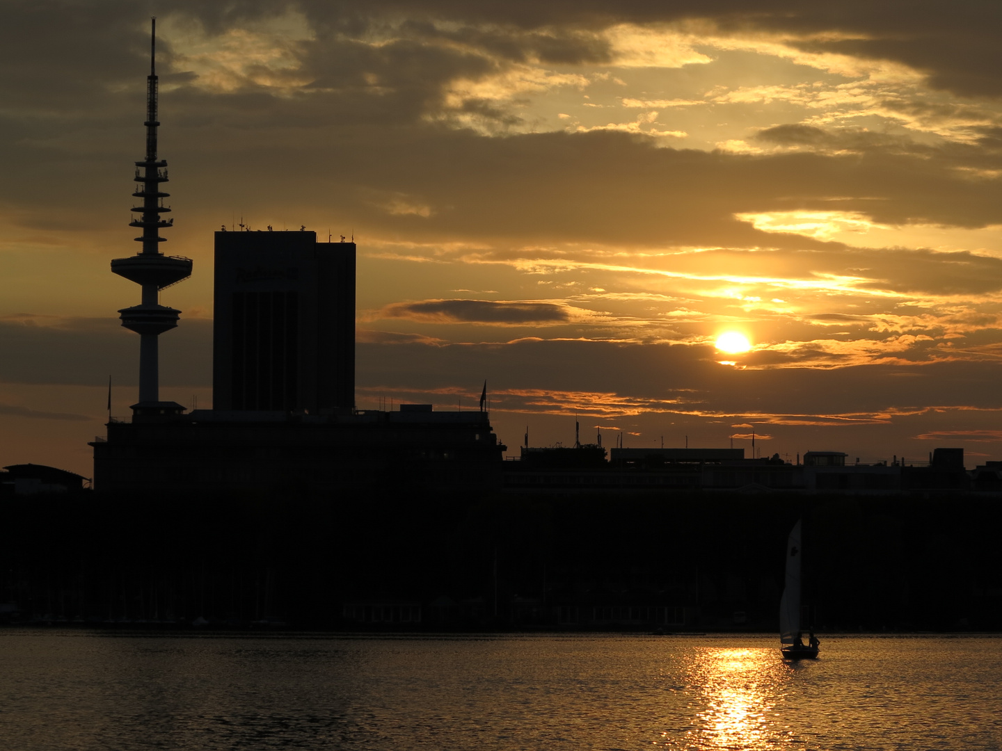 Sonnenuntergang an der Außenalster