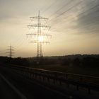 Sonnenuntergang an der Autobahn