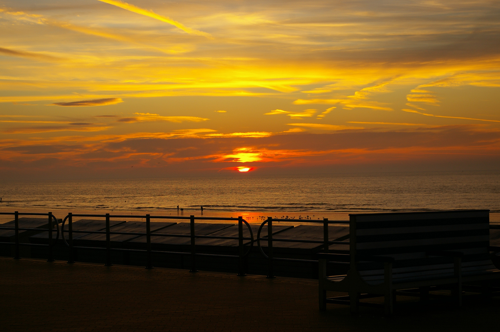 Sonnenuntergang an der belgischen Nordsee