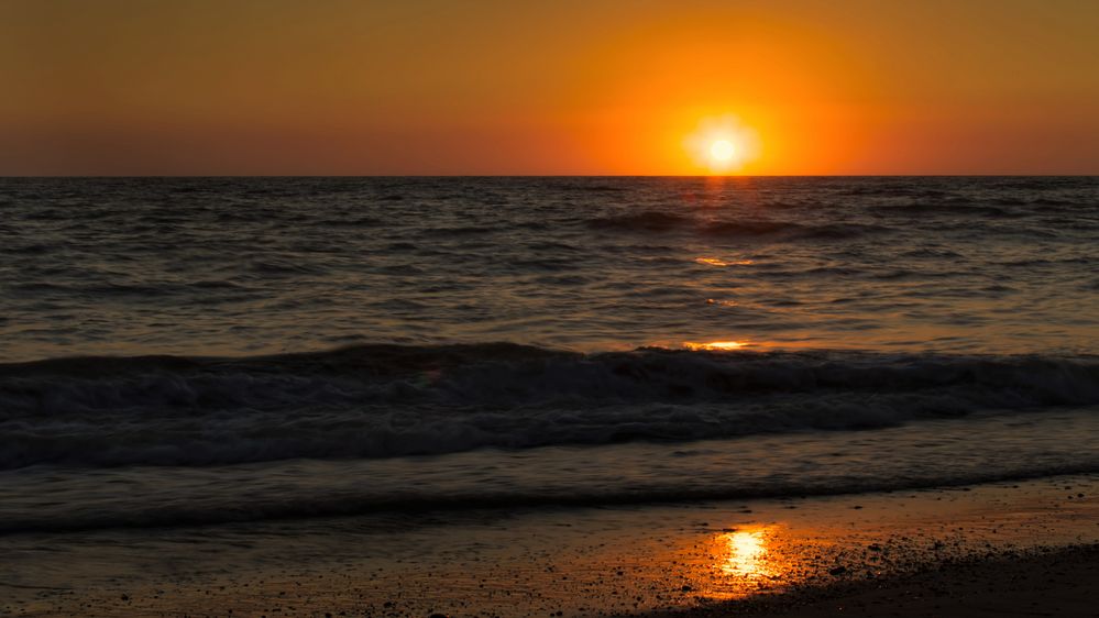 *** Sonnenuntergang an der dänischen Nordsee ***