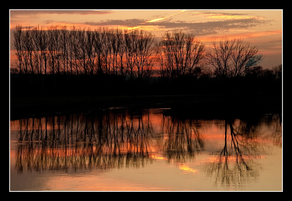 Sonnenuntergang an der Donau