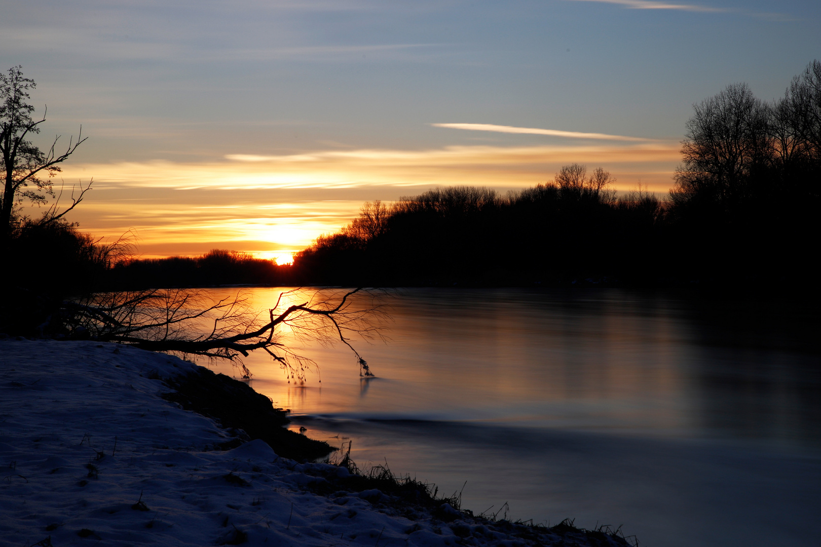 Sonnenuntergang an der Donau