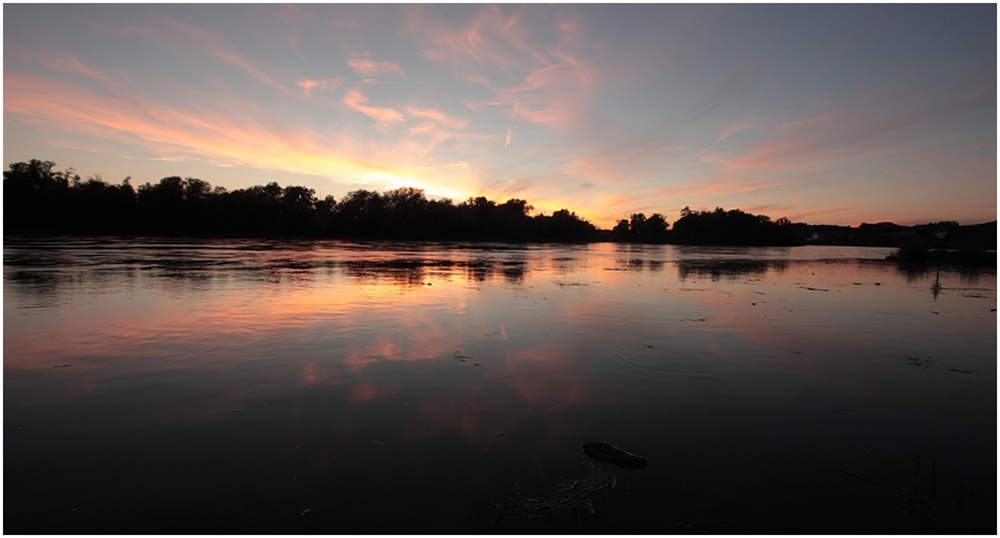 Sonnenuntergang an der Donau