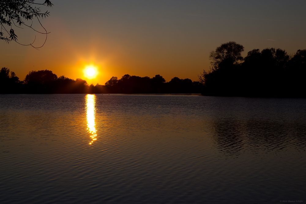 Sonnenuntergang an der Donau