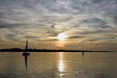 Sonnenuntergang an der Elbe