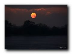 Sonnenuntergang an der Elbe