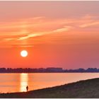 Sonnenuntergang an der Elbe