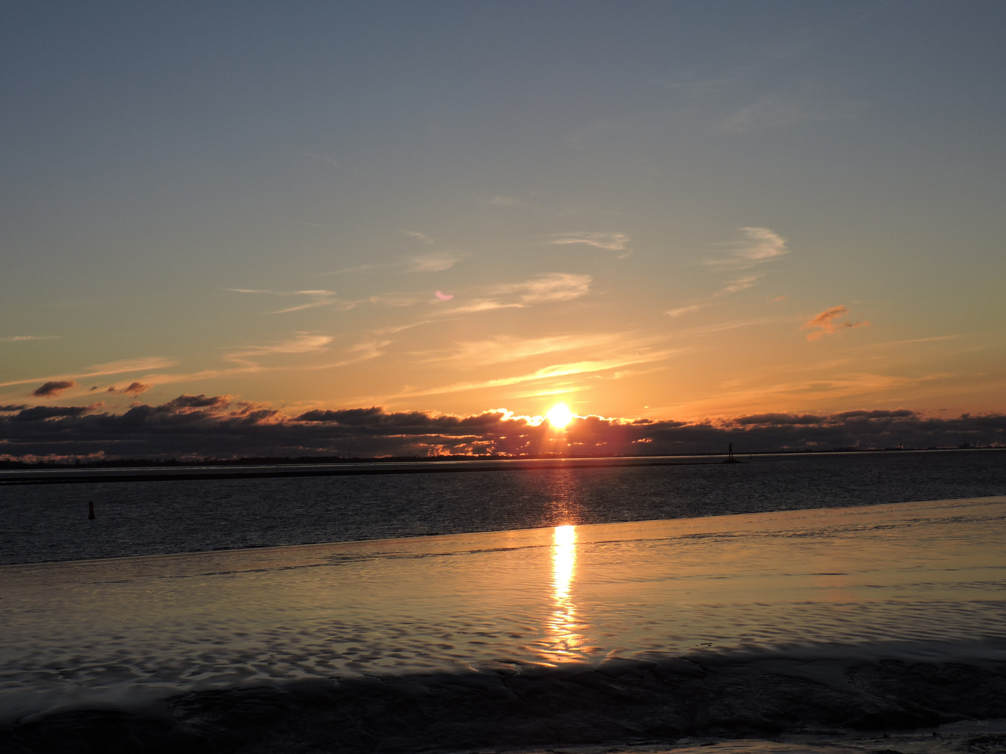 Sonnenuntergang an der Elbe bei Glückstadt