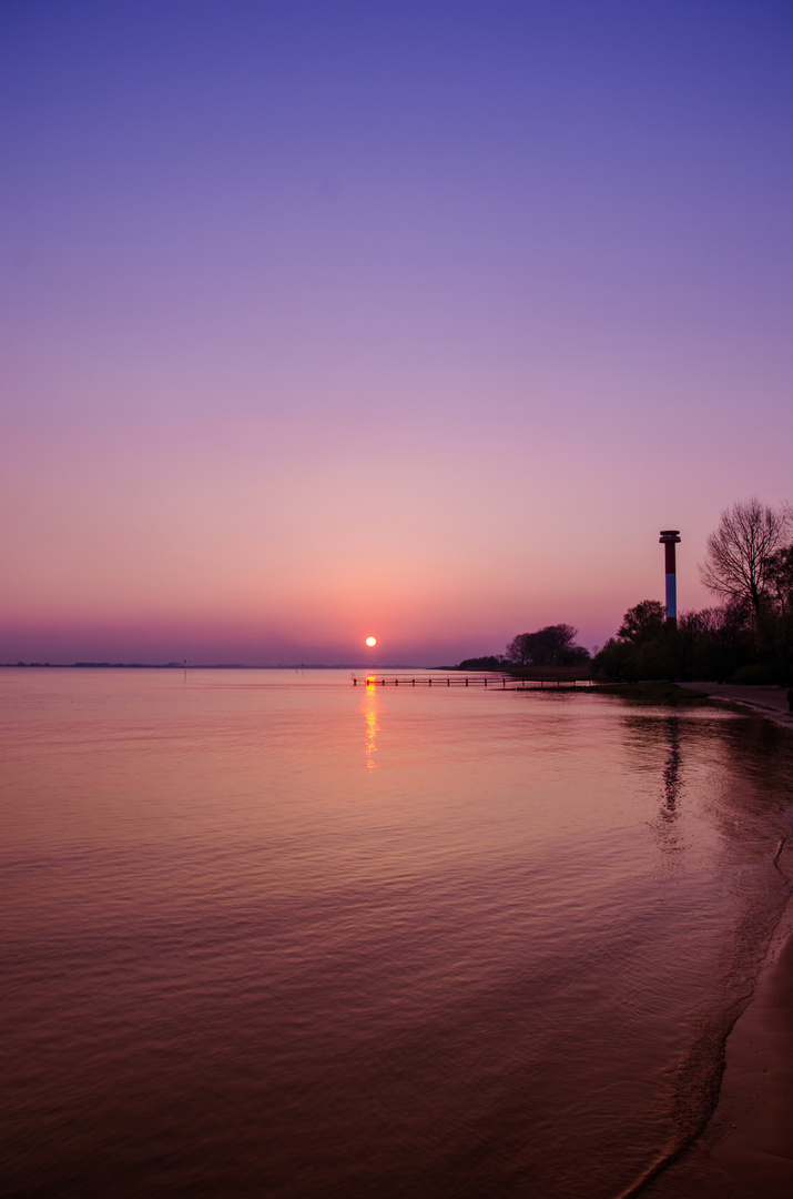 Sonnenuntergang an der Elbe/ Kollmar